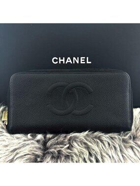 Chanel Wallet Coco Stitch Caviar Round